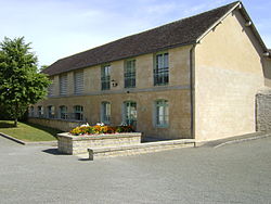 Champfleur72 lavoir façade